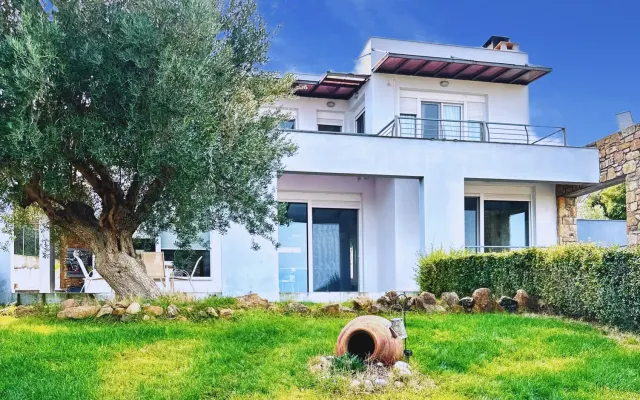 Sunrise Villa