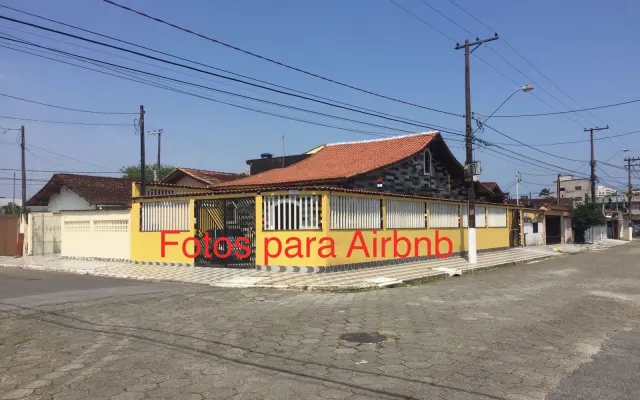 Spaziosa e ariosa casa a un piano con 3 camere da letto e 2 bagni (1...