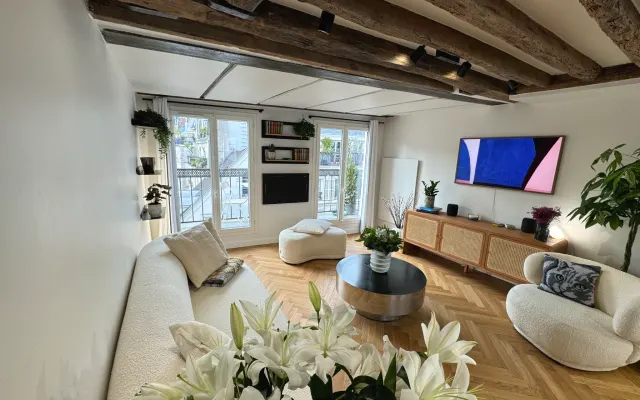 Helle Wohnung im Herzen des Marais, Blick auf Pompidou