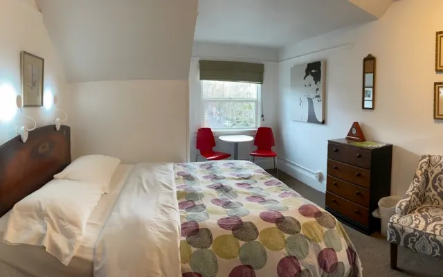 European-style lodging for the budget-minded, independent traveler