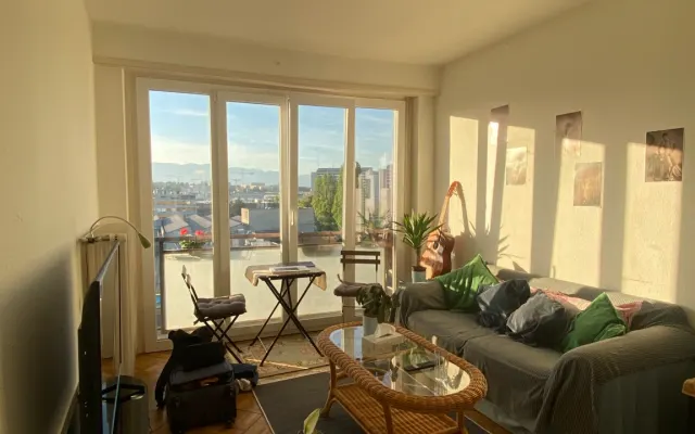 Budget apartment in a beautiful neighborhood