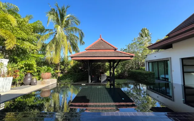 Preciosa Villa Tropical cerca de Surin Beach y a 15 mins de Bares.