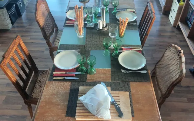 Good location and still very quiet. Beautiful apartment