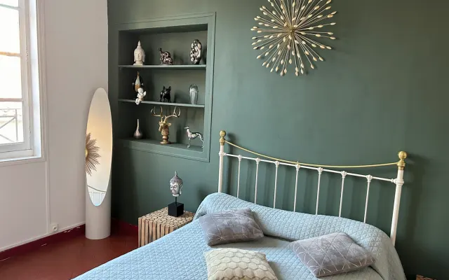 Intra-Muros-Zimmer in ruhiger Lage in einer schönen renovierten...