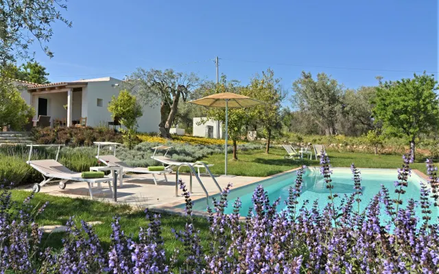 Noto Syracuse- Villa Tuffetto private pool and breathtaking sea view
