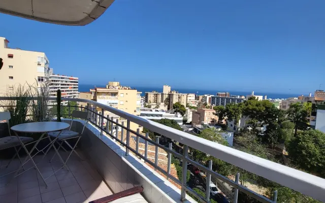 Apartment with nice views in the center of Torremolinos