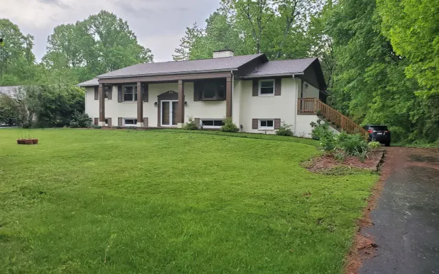 A quiet house just outside Beckley