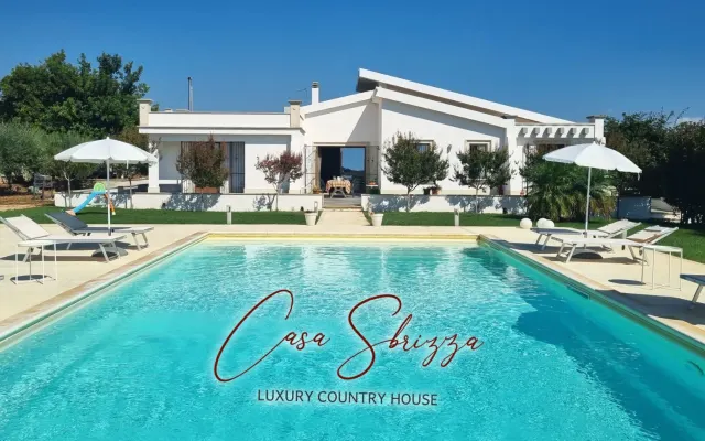 "Sbrizza House" in the countryside 15 minutes from the sea.