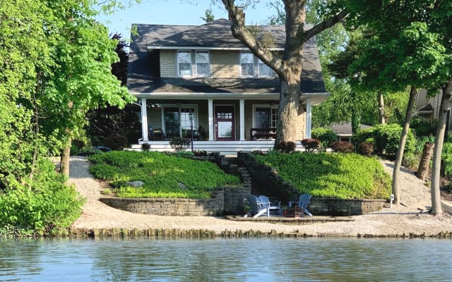 Gorgeous and Relaxing House in Asbury Park. Enjoy Lake and Beach!