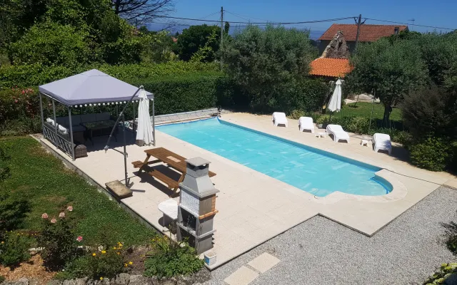 Ein privates Apartment mit einem ganz privaten Swimmingpool nur für Gäs