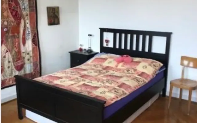 Chambre agréable à côté de la gare de Fribourg