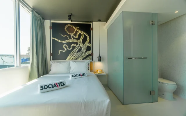 SocialTel Koh Samui