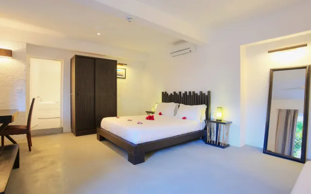 ESPRIT LIBRE Hotel & Restaurant Grand Baie formula : Pernottamento e...
