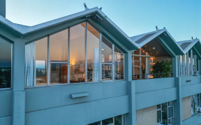 Luxury condo with Amazing Views