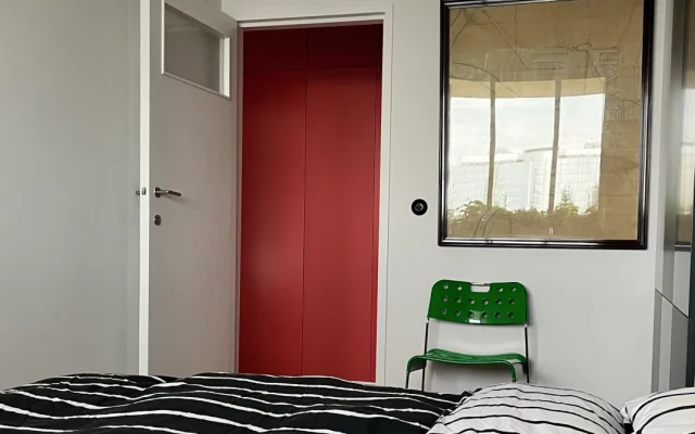 Habitación privada en apartamento art déco junto al Parlamento Europeo