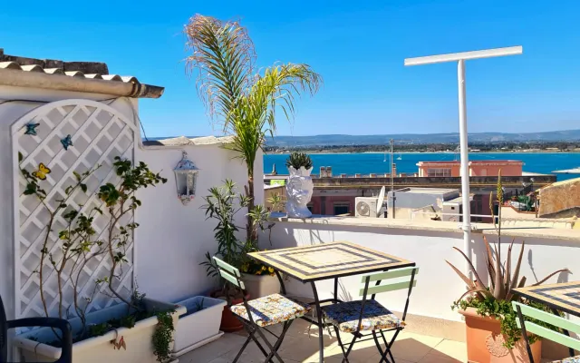 Haus Eunice in Ortigia, mit herrlicher Terrasse mit Meerblick