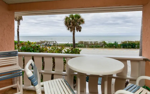 Der Beach Bungalow besteht aus 3 Villen mit zwei Schlafzimmern direkt...