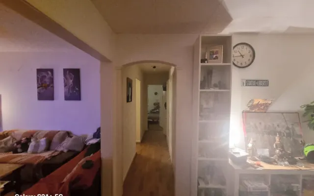 Hello. Logement disponible au voyageur. Au plaisir de vous rencontrer