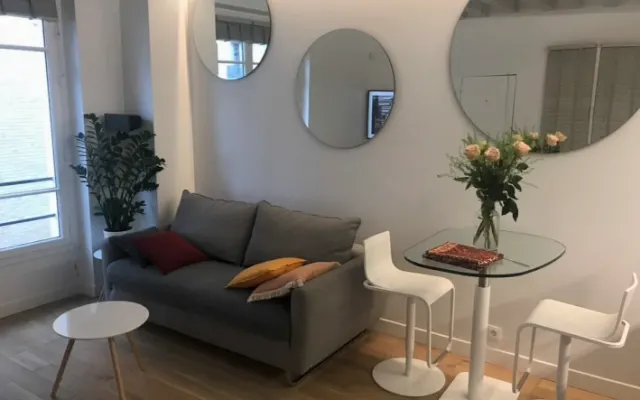 Nice flat in Paris Le Marais! Very GOOD DEAL for Olympic Games !!