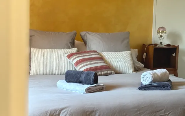 L'ESCALE " La MM Chambre d'hôtes " (Pernottamento e prima colazione)