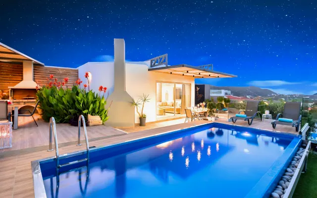 Piscine chauffée de la villa Canes