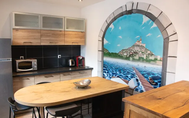 Beautiful apartment in maison de maître in Troyes city center