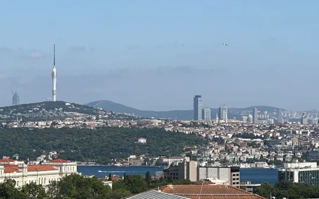 Luxurious apartmnt with Bosphorus view