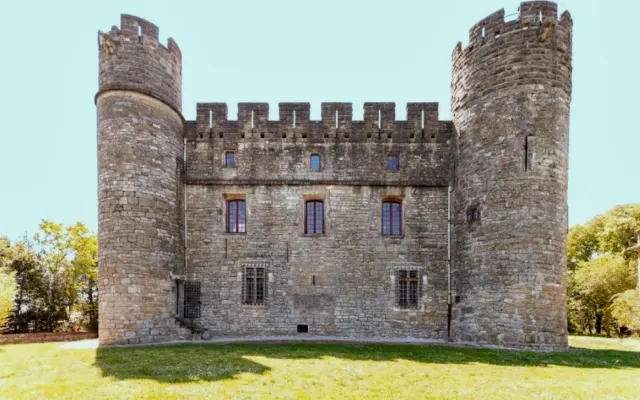 El piso del marqués en el castillo