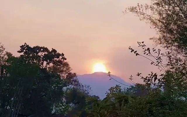 Ban Dalah, belo e sereno, a 3 km de Pai Estúdio 4, cama king-size