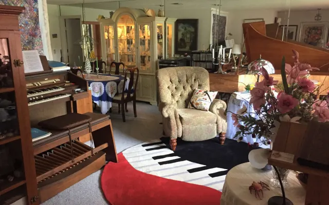 Twinbrook : belle maison en banlieue