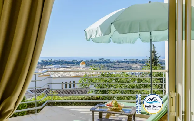 BnB Homes Apartamento com vista para o mar 2 enormes terraços...