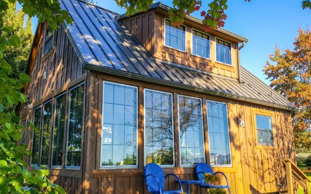 Skagit Valley Farmland View Cabin