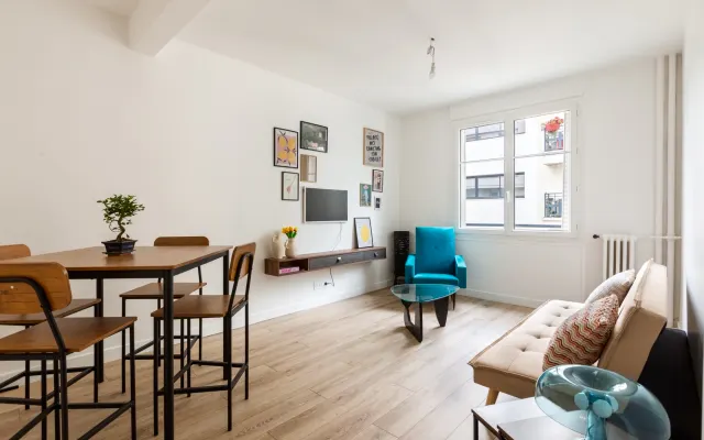 2 Zimmer - Modern - Nahe Paris