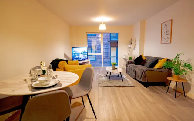 Fabuleux appartement central à 1 lit avec balcon et parking gratuit
