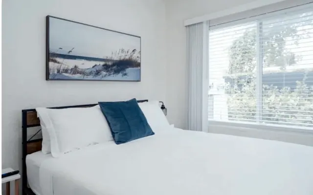 Cozy Little River studio unit 3