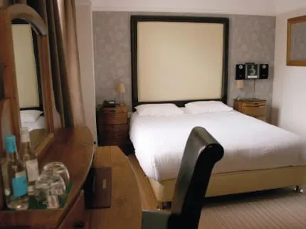Contemporary Hotel room in the historic area of Lincoln