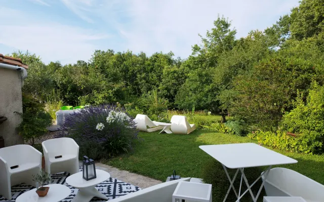 Naturist room in the countryside