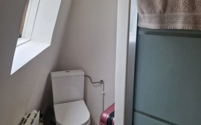Studette 9m2 dans un bel immeuble