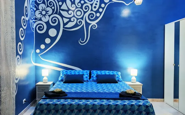 Habitación "Oceanía" en un piso cerca de la Estación Central