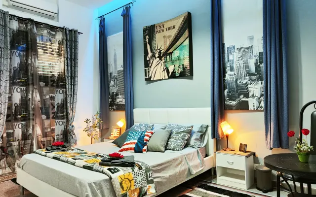 "Room America" in an apartment near Central Station.