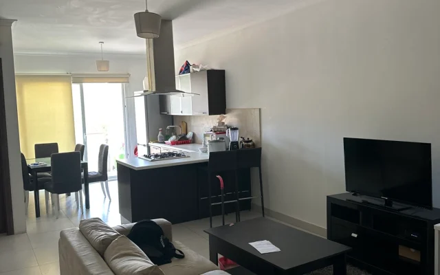 Modern and beautiful apartment. Not far from tourist places.