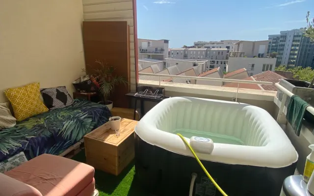 Lindo Duplex situado na joliette junto ao Mucem, cesta / porto velho