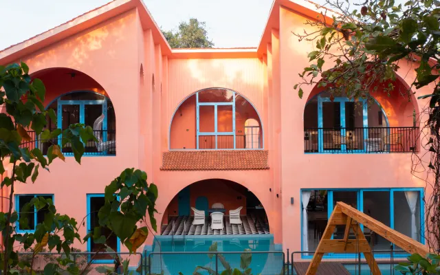 Luxuriöse Designervilla mit Pool