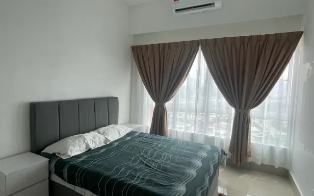 Warmer Residence