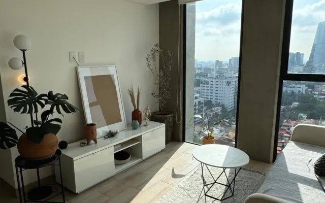 Apartamento com uma bela vista para a cidade! 14o andar piscina e...