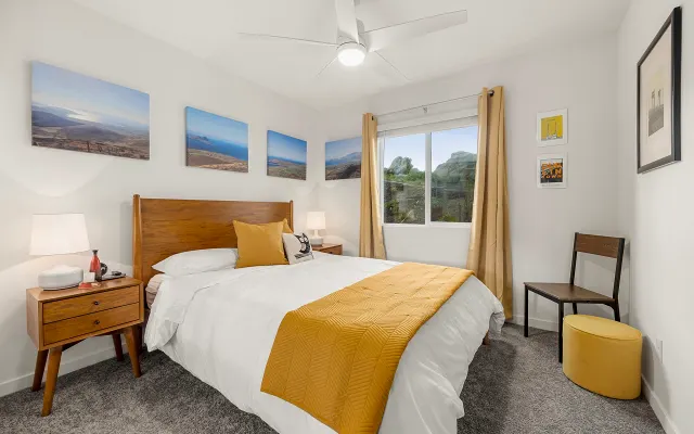 The 1 Room-Clean & Quiet room in new home! T&N Bed
