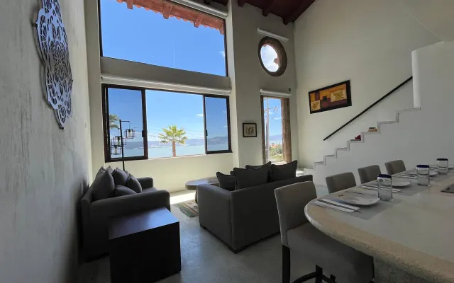 Coxala Apartment 8