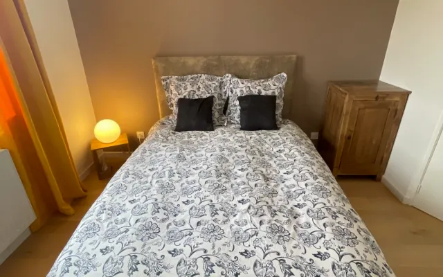 Private room in new house