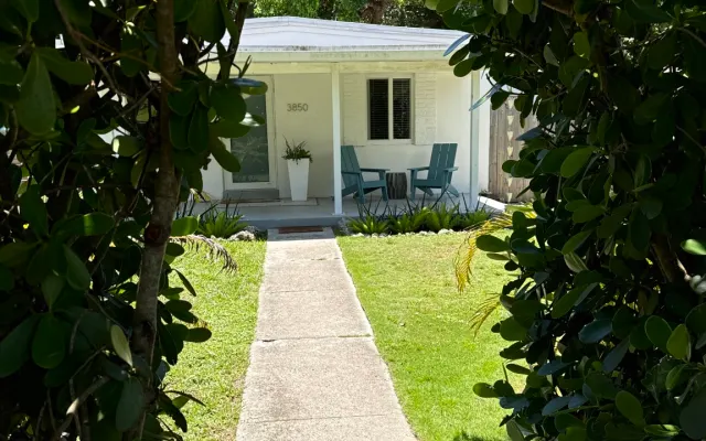 Grove Bungalow