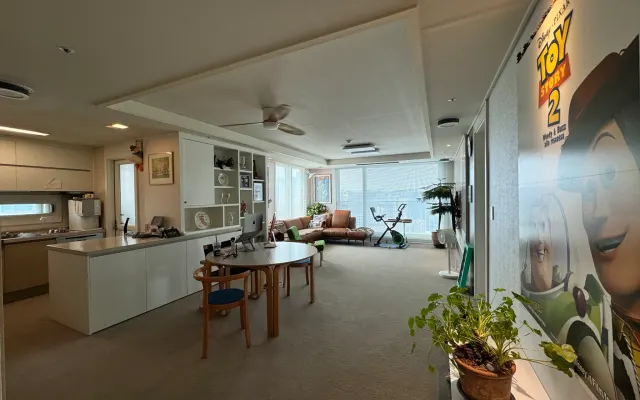 Comfort and Beautiful apartment with good host in nice local area